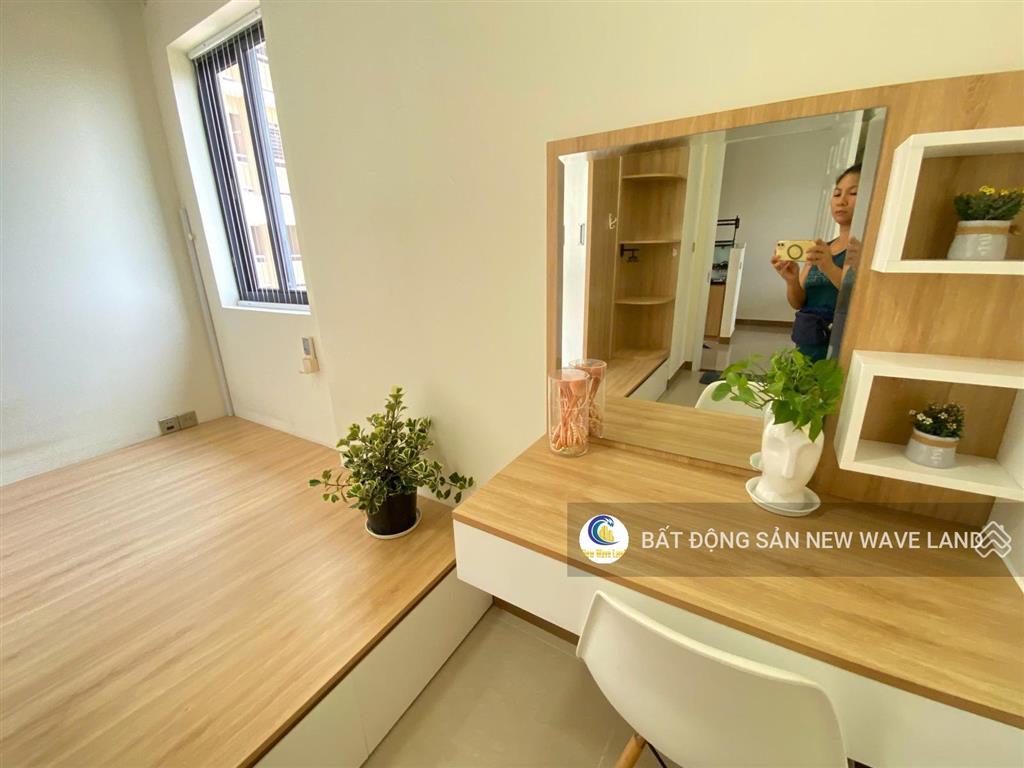 Cho thuê căn hộ đức khải quận 7, căn góc 3 view thoáng mát, 2pn 2wc full nt  giá 10tr
