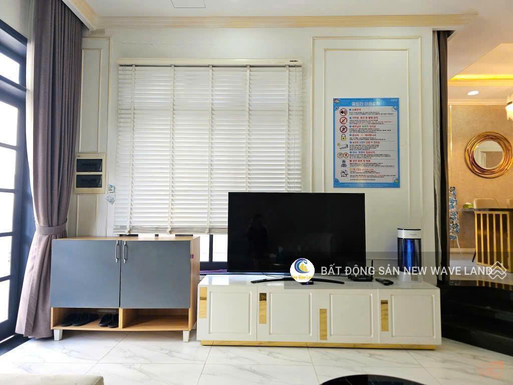 Cho thuê biệt thự nguyễn thị thập quận 7, 9x31m, 1 trệt 3 lầu, 6pn khép kín full nt  giá 100tr