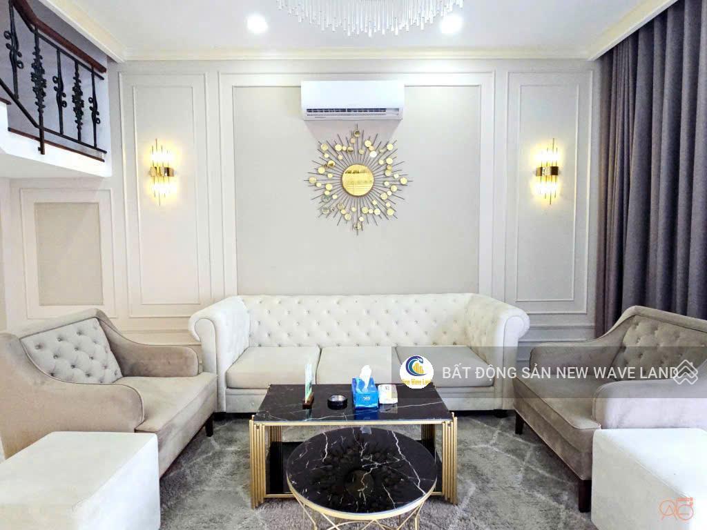 Cho thuê biệt thự nguyễn thị thập quận 7, 9x31m, 1 trệt 3 lầu, 6pn khép kín full nt  giá 100tr