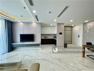 Bán căn hộ 4pn tháp a2 sunshine sky city quận 7  132m2 full nt  có hđ thuê 30tr/tháng  giá 10 tỉ