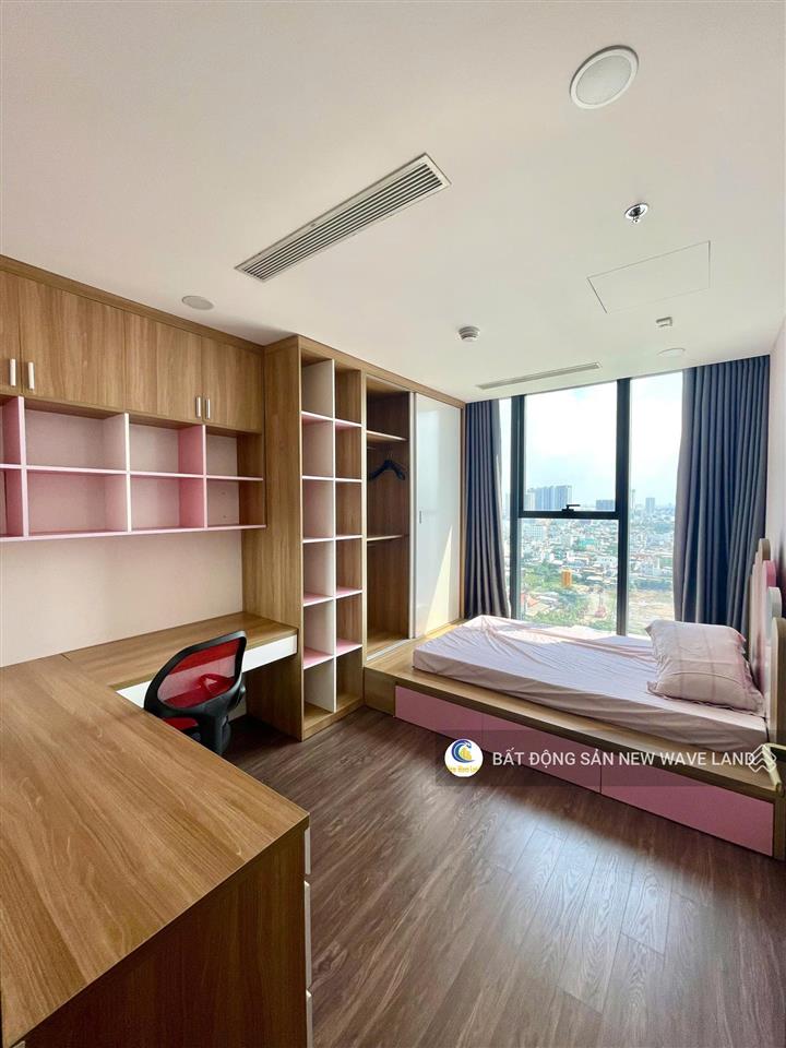Bán căn hộ 4pn tháp a2 sunshine sky city quận 7  132m2 full nt  có hđ thuê 30tr/tháng  giá 10 tỉ