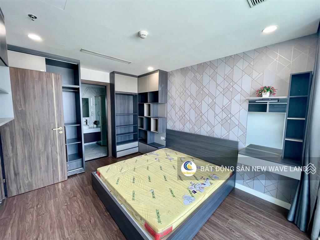 Bán căn hộ 4pn tháp a2 sunshine sky city quận 7  132m2 full nt  có hđ thuê 30tr/tháng  giá 10 tỉ