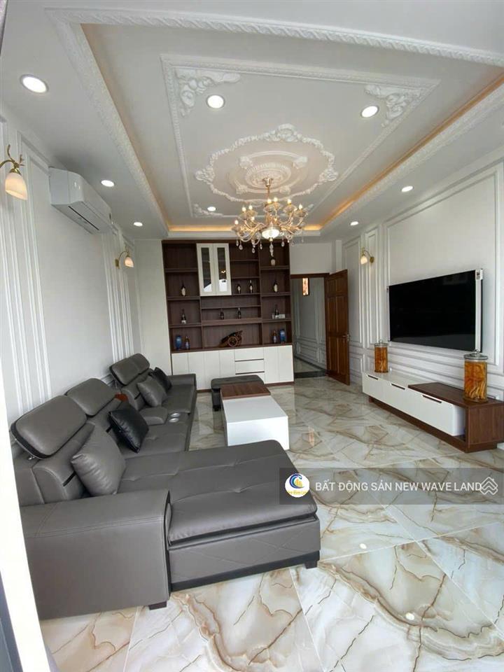 Cho thuê nhà nguyên căn hẻm xe hơi trần xuân soạn, q7  6pn, có thang máy  giá 35tr/tháng
