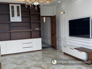 Cho thuê nhà nguyên căn hẻm xe hơi trần xuân soạn, q7  6pn, có thang máy  giá 35tr/tháng