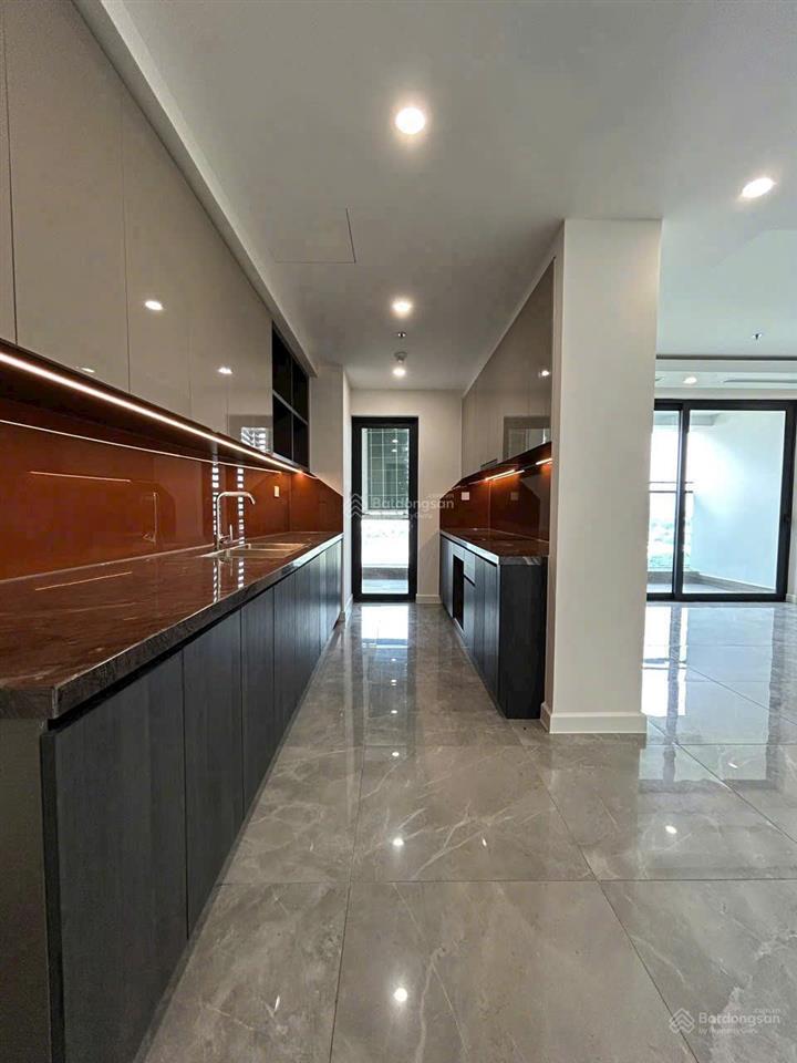 Cho thuê căn hộ noble crystal riverside quận 7  110m² 2pn 2wc  15 triệu/tháng