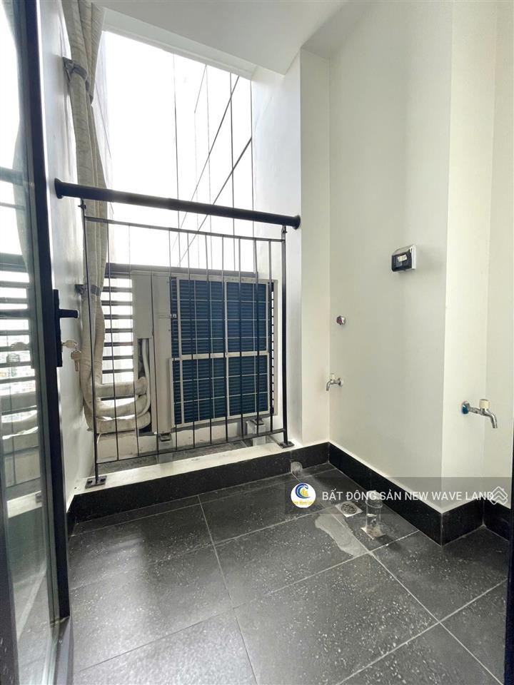 Bán căn hộ sunshine sky city quận 7  2pn 76m2 tầng trung  sẵn hđ thuê 12,5 tr/tháng