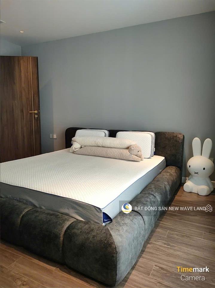 Cho thuê căn hộ cc đẹp, ntcb 2pn, 2wc tại sunshine sky city, 13 triệu, 75m2