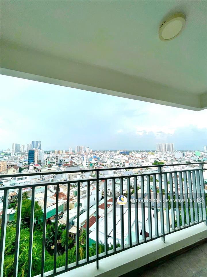 Bán gấp căn hộ 70m2 tại sunshine sky city, 3,6 tỷ, 2pn, 2wc, tân phú, q7, hcm tầng cao view đẹp