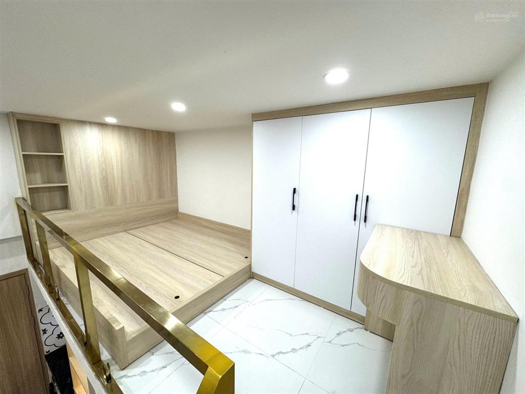 Bán nhà phố nguyễn ngoc vũ  trung tâm cầu giấy 