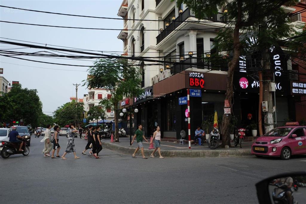 Mặt đường văn cao, 90m, ngang4.5m, giá 19.8tỷ, vị trí gần 193 sầm uất, ko lỗi lầm, sẵn dòng tiền