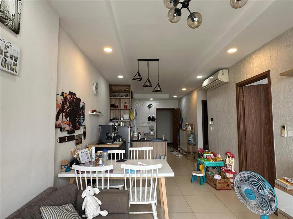 Căn hộ (có sổ) 2pn, tặng kèm nội thất, cc the pegasuite 2, quận 8