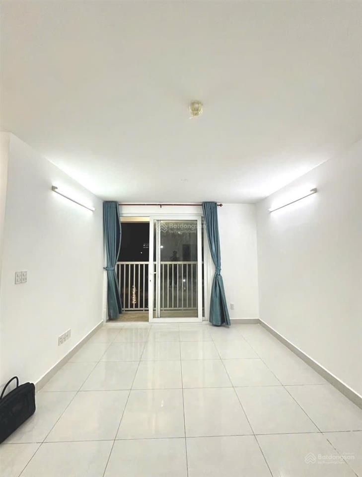 Bán băn 1pn đã có sổ, ban công thoáng mát, cc tara residence, quận 8