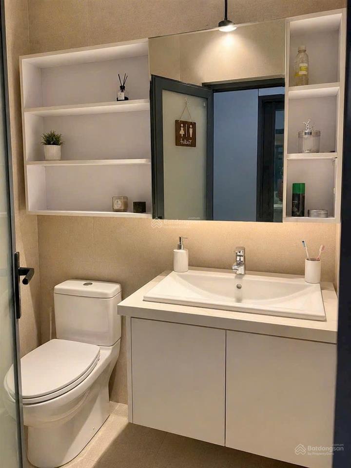 Đã có sổ hồng, căn 3 phòng  nhà đẹp so với mặt bằng cc tara residence