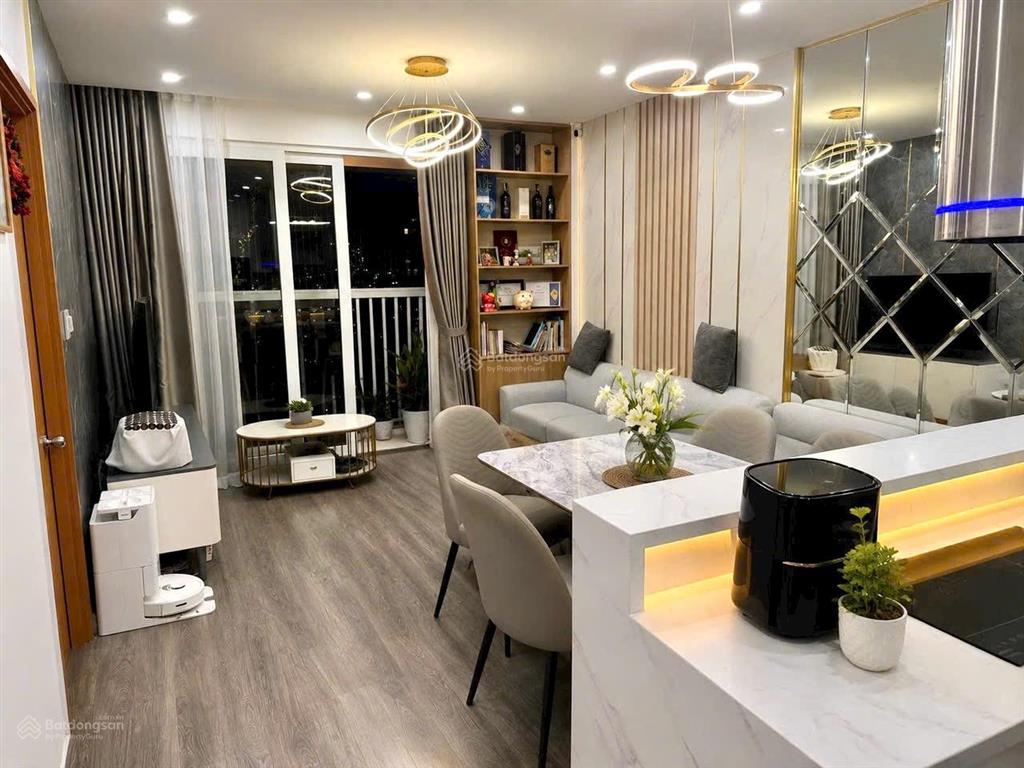 Đã có sổ hồng, căn 3 phòng  nhà đẹp so với mặt bằng cc tara residence