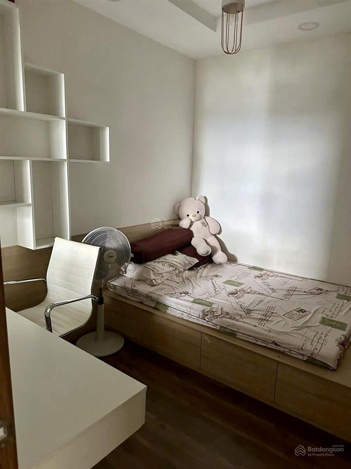 Có sổ hồng bán căn 75m2, 2pn có nội thất đẹp tại cc the pegasuite, quận 8