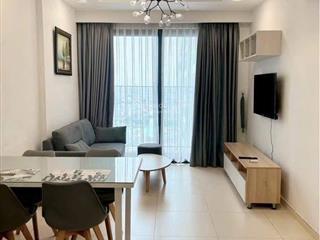 Cần bán căn 2pn tầng cao, nhà đẹp tại cc the pegasuite, quận 8