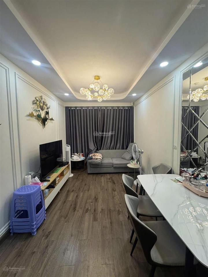 Chính chủ cần bán căn 2pn nội thất đầy đủ, cc topaz city, quận 8