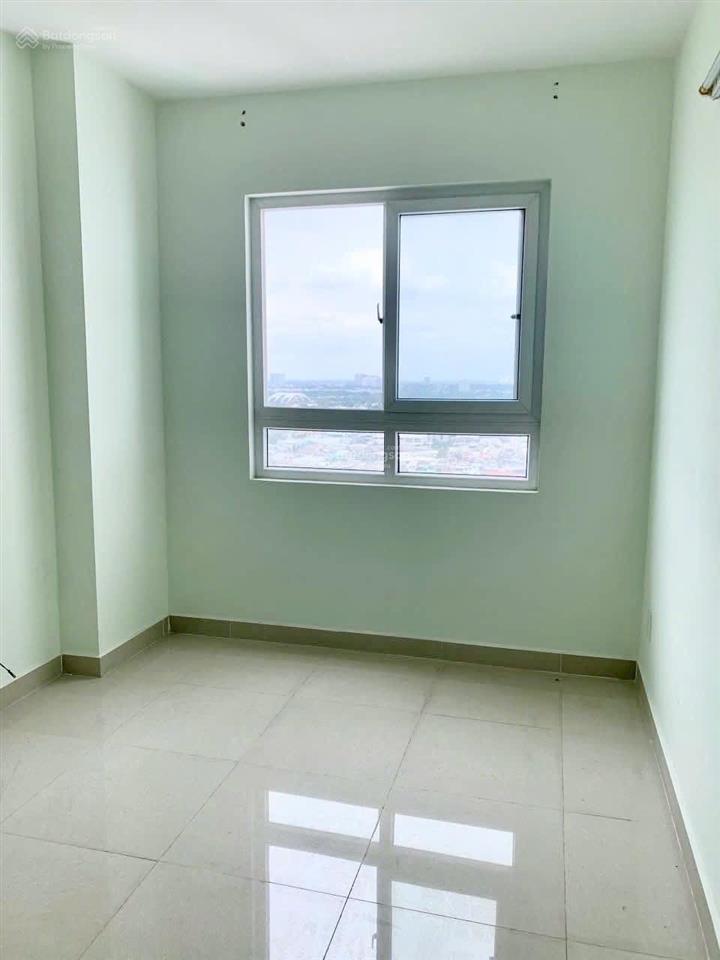 Căn 70m2, 2pn giá tốt, tầng trung đẹp, cc topaz city, quận 8