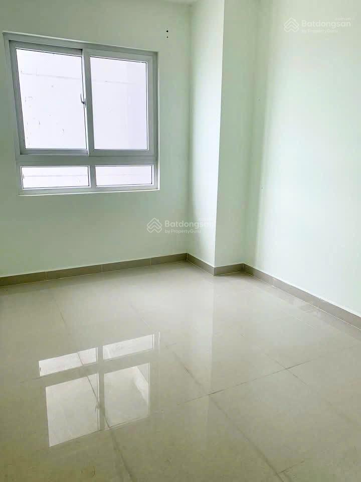 Căn 70m2, 2pn giá tốt, tầng trung đẹp, cc topaz city, quận 8