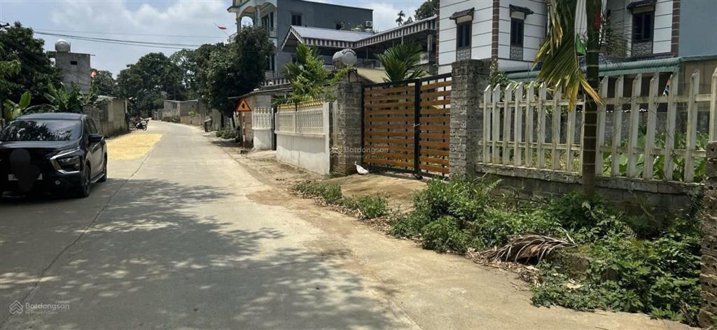 370m đất trục chính kinh doanh buôn bán giá rẻ chỉ nhỉnh 2 ty tại lương sơn hòa bình