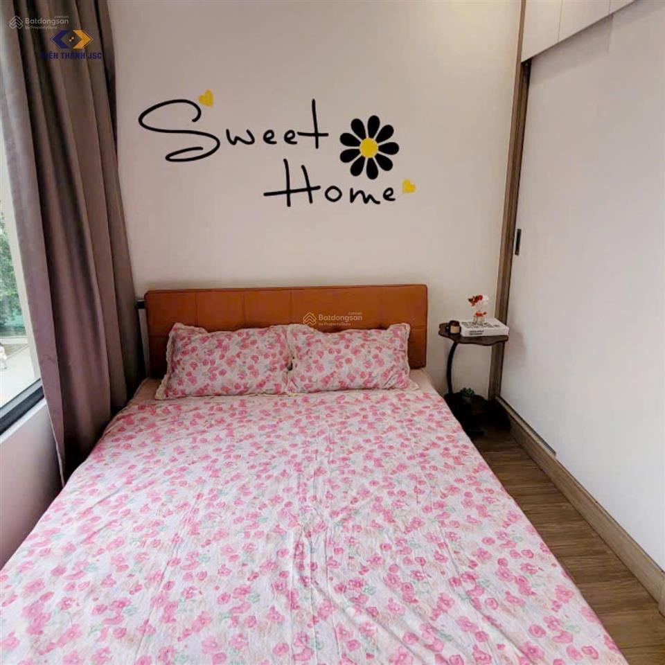 Bán căn 2 ngủ+ 63m2, full đồ, s205 vinhomes smart, view sân thể thao, công viên rộng