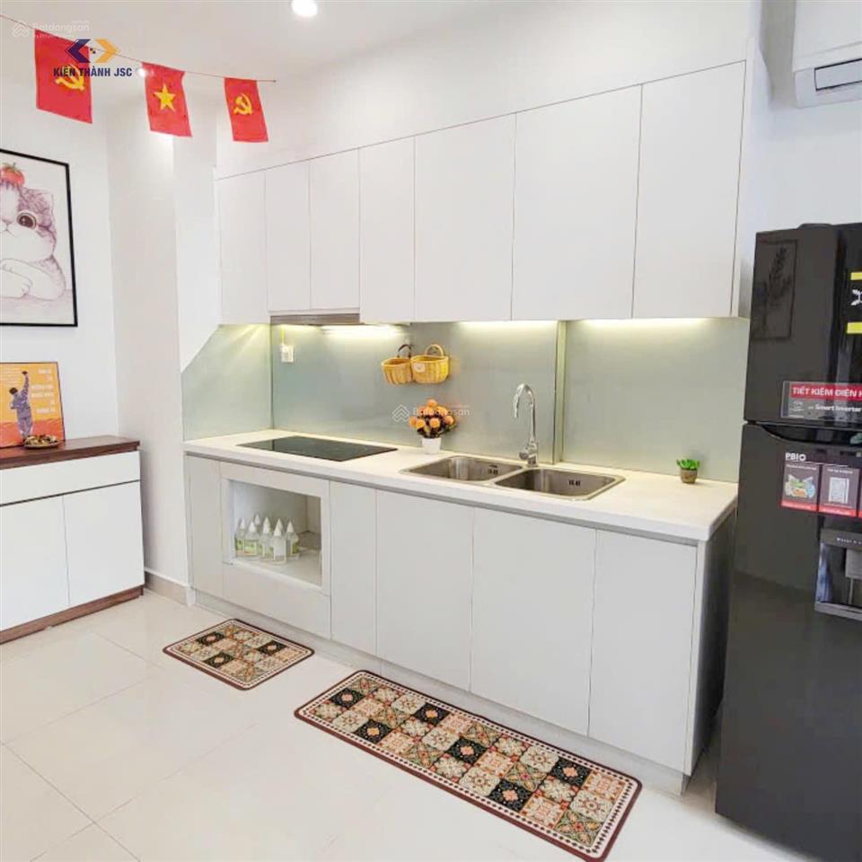 Bán căn 2 ngủ+ 63m2, full đồ, s205 vinhomes smart, view sân thể thao, công viên rộng