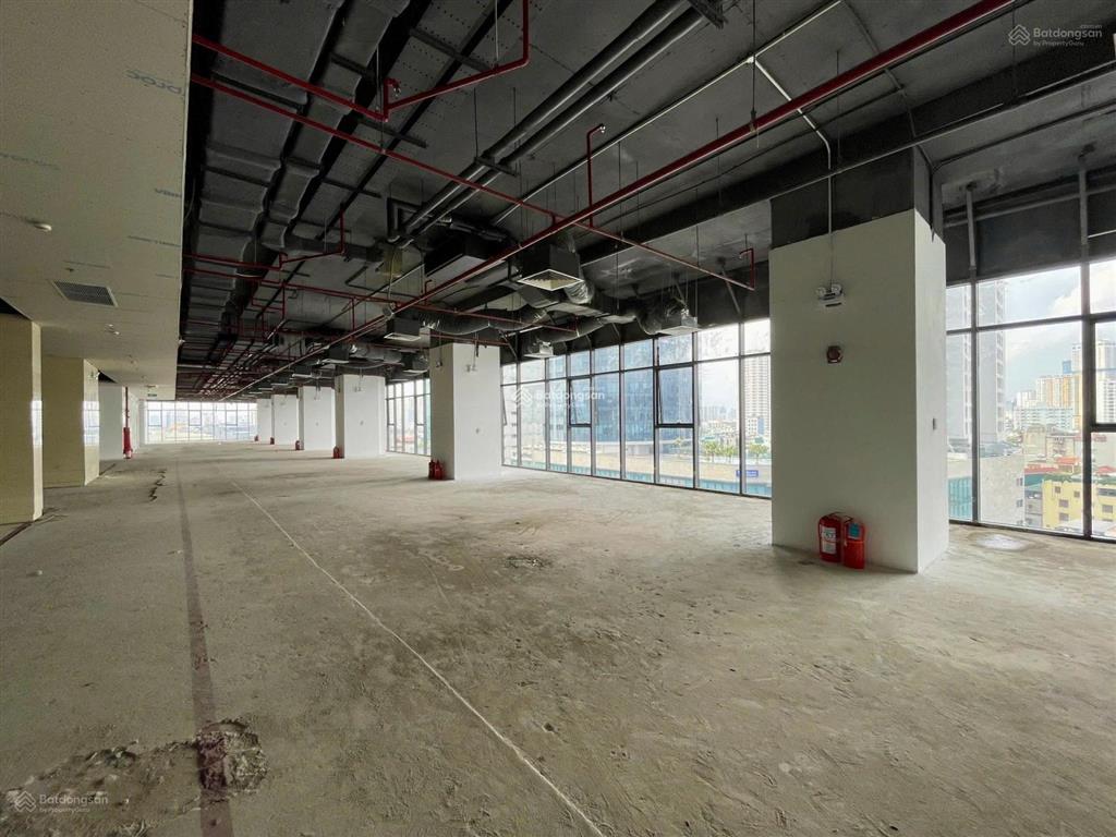 Qbl cho thuê văn phòng, tttm tòa discovery 302 cầu giấy. diện tích 2000m2 có cắt nhỏ từ 100m2