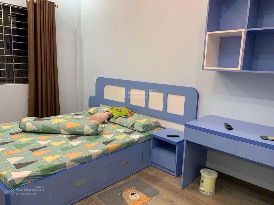 Kẹt tiền bán gấp căn nhà ngay vòng xoay an lạc, đang cho thuê 14 tr/tháng, 5mx18,6m.