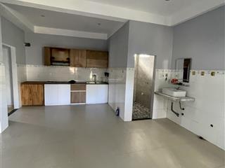 Bán nr tại bến trễ, 4,75 tỷ, 380m2, 3pn, 1wc, mặt tiền 7.6m, ngõ rộng 13.5m