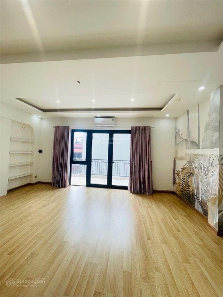 Lô góc trung tâm ba đình ngõ nông  thông diện tích 52m, mt 5.6m  5 tầng