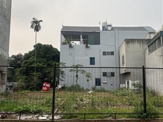 Bán đất hai mặt tiền đường trục chính