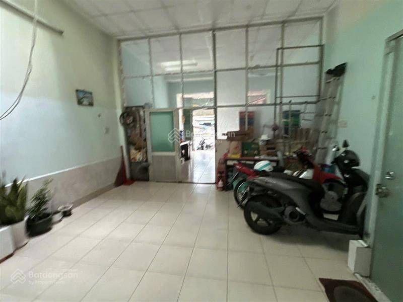 Mặt tiền lê đức thọ  5m x 25m x 4 tầng  chính chủ shr  21 tỷ thương lượng