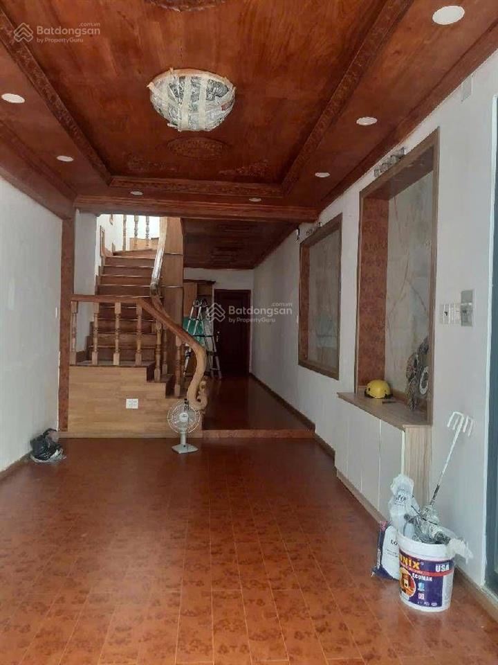 Mặt tiền kinh doanh  4.3m x 25m  100m  có dòng tiền  thương lượng