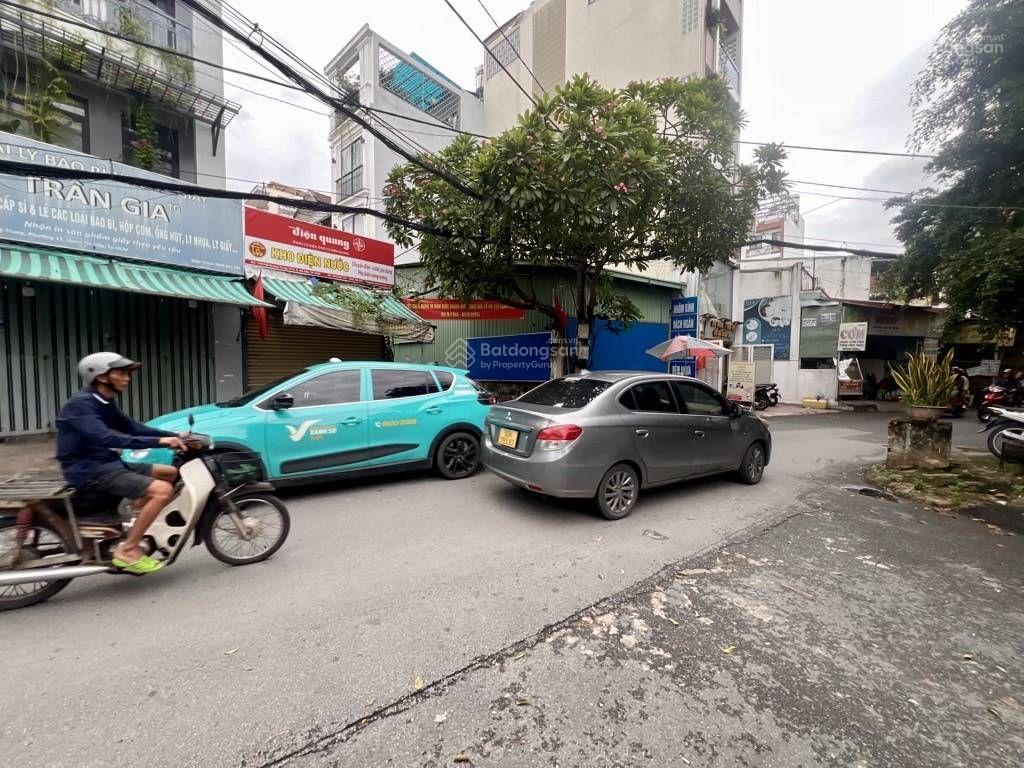 Phạm văn bạch  nhà chính chủ trang bìa  4.2m x 20m  trệt lầu