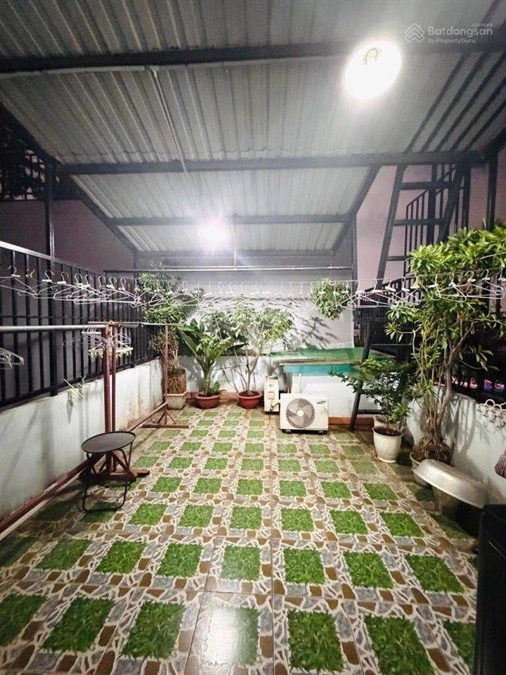 Mặt tiền hẻm xe tải thông  phạm văn bạch  4m x 18m x 4 tầng  nhỉnh 8 tỷ