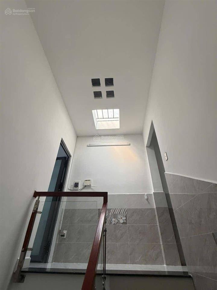 Mặt tiền xe tải thông  50m2  nhà mới ở ngay  giá còn bớt   ngay