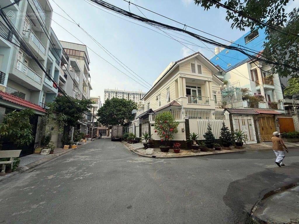 Khu phân lô lê văn thọ  4.5m x 15m x 5 tầng  đường 8m xe hơi  chỉ 8 tỷ nhỉnh