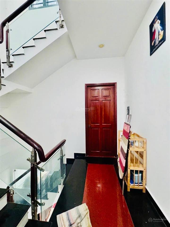 Hẻm xe hơi phạm văn chiêu  4m x 21m x 3 tầng  nhà chính chủ bán  8 tỷ hơn tl