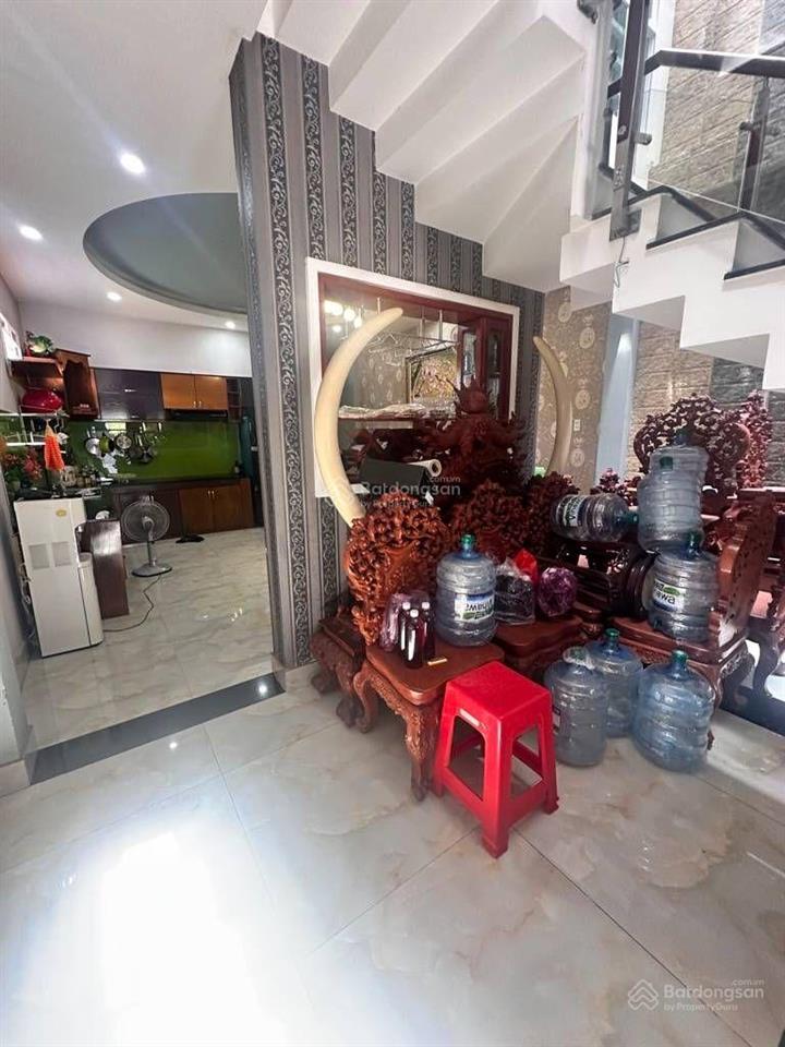 Mặt tiền phạm thị giây  200m2  chính chủ shr  chủ bán gấp đi nước ngoài