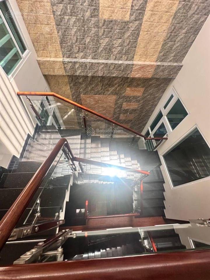 Mặt tiền phạm thị giây  200m2  chính chủ shr  chủ bán gấp đi nước ngoài