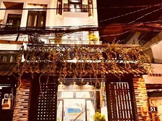 Mặt tiền khu làng hoa  4 x 17  5 tầng  full nội thất  chủ ngộp bán