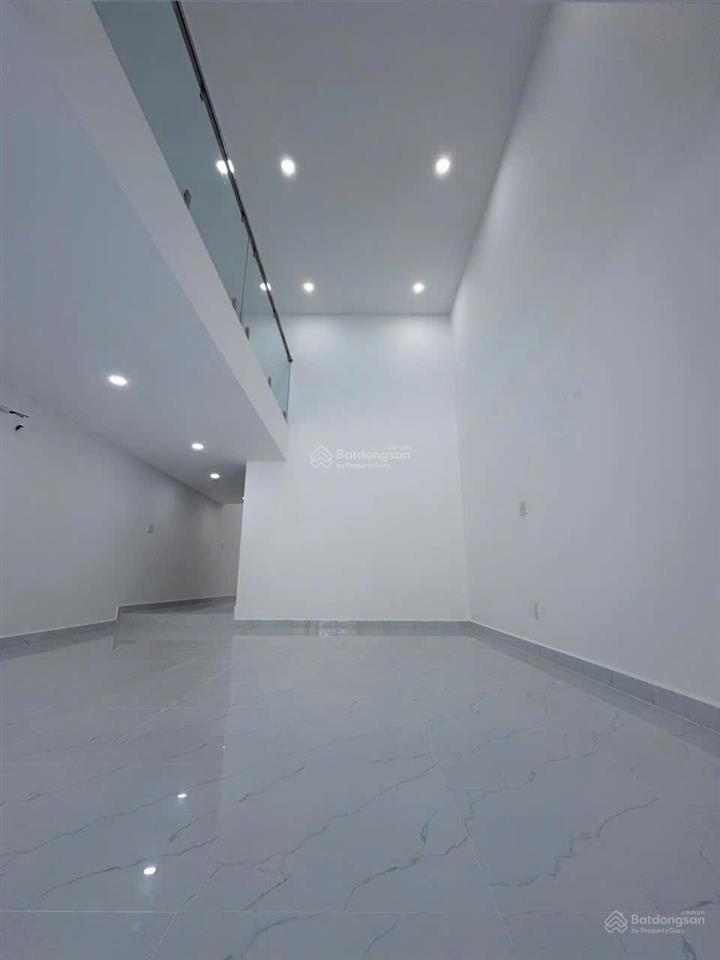 Chính chủ cần bán gấp căn nhà ngay mt đường 14a xã đức hòa tây ninh giá 5ty8 tl mạnh dt 125m2 shr