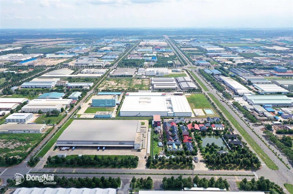 Mtđ hùng vương  ra gấp lô 120m2 shr ngay kdc, kế cụm kcn cách chợ đại phước 3p