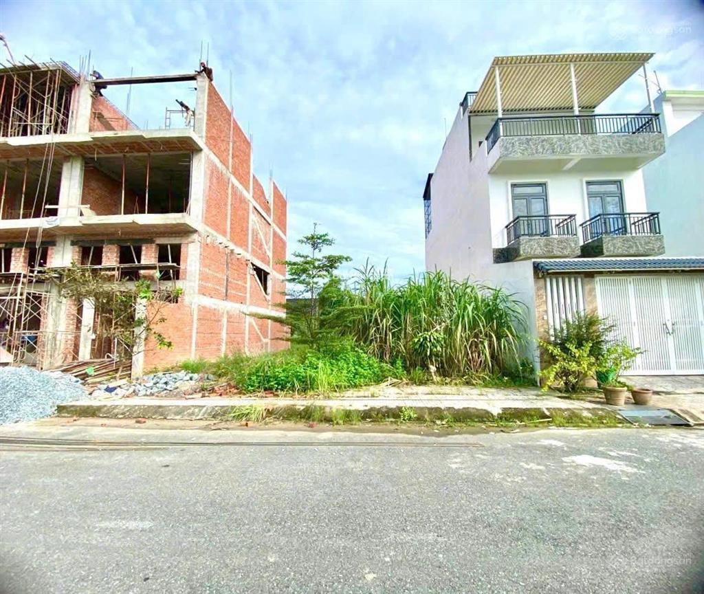 Mtđ mỹ hạnh  chu bán nền 80m2 gấp đối diện kcn đức hoà đông kdc đông đúc giá 1t05 sang sổ