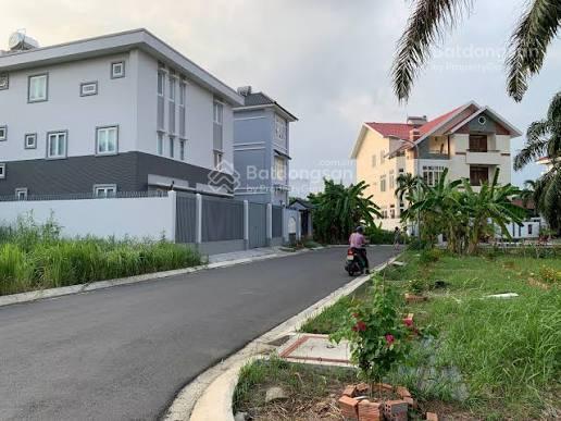Chủ đẩy nhanh nền đất 120m2 shr nằm ngay nguyễn văn linh kdc đông đúc giá 3t8 sang tên