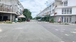 Chủ kẹt tiền  bán lô 105m2 giá 1tỷ7  ngay kdc hiệp phước mtđ tôn đức thắng, 5p về sân bay