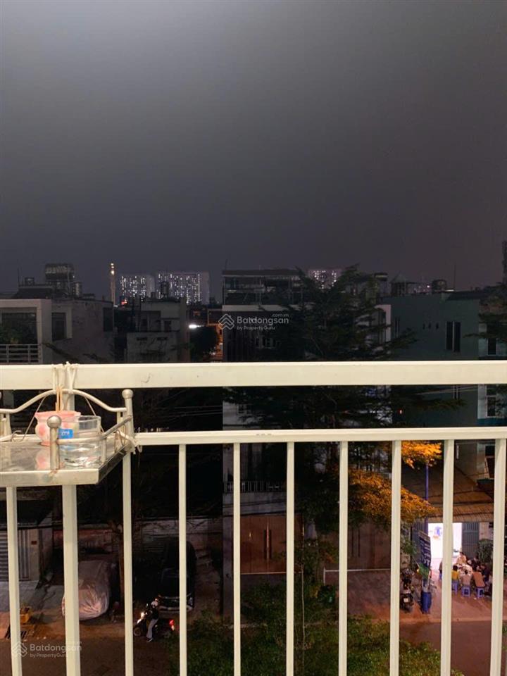 Cần bán căn 70m2 đã có sổ hồng, thiết kế 2pn, 2wc view ngoài thoáng mát, ngân hàng hỗ trợ vay.