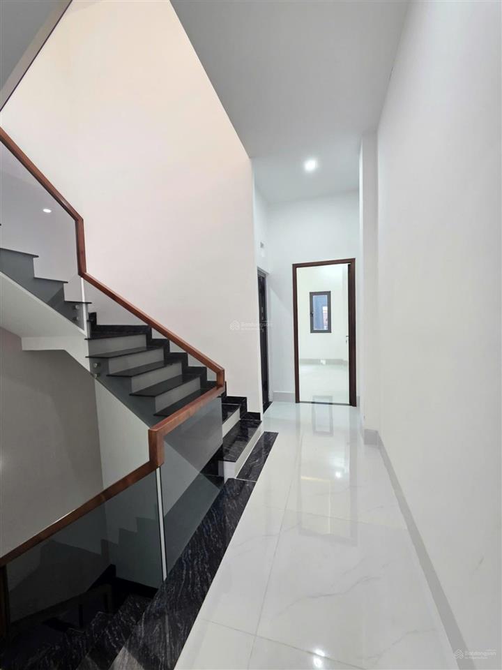 Bán nhà 3 tầng gần vòng xoay an phú, bình chuẩn, tphcm, sổ hồng hoàn công, full nội thất