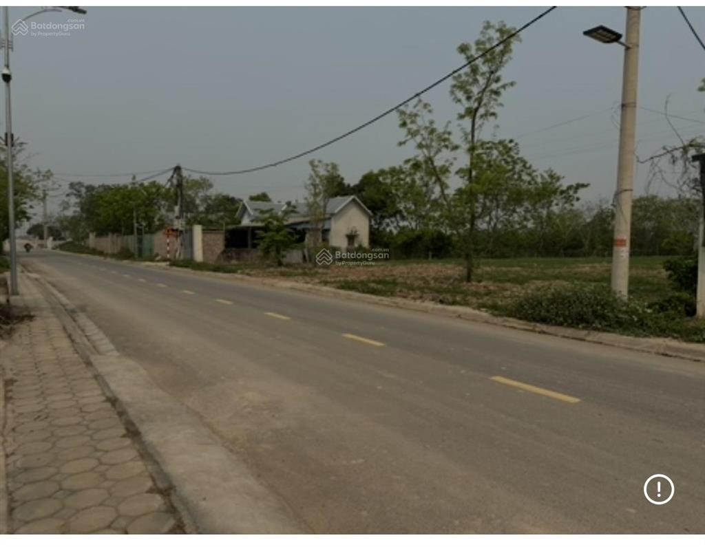 Bán đất chuyển đổi trồng cây lâu năm  dt 3000m  mt 30m, mặt đường trải nhựa  giá hơn 3triệu/m