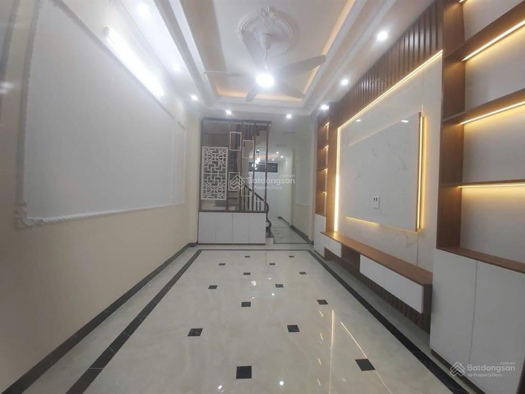 Nhà mới phúc thành  hà đông (gần cầu mai lĩnh) dt 42m, 5 tầng, ô tô đỗ cửa, gần đường ql6 đang làm